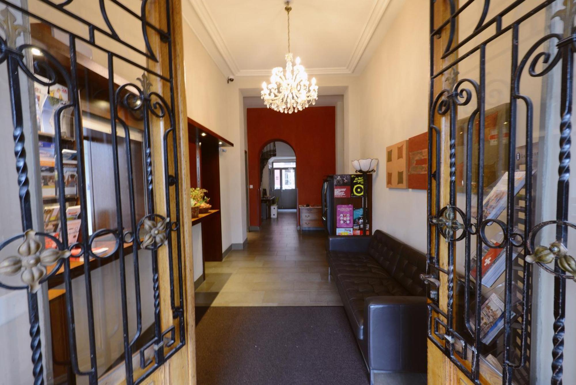 Hotel Du Marche 2*